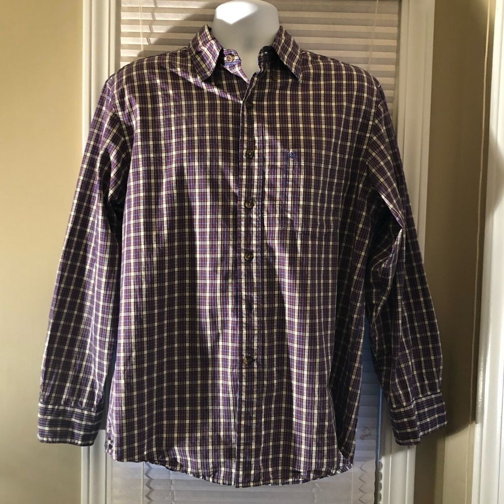 IZOD Long Sleeve Button Down shirt